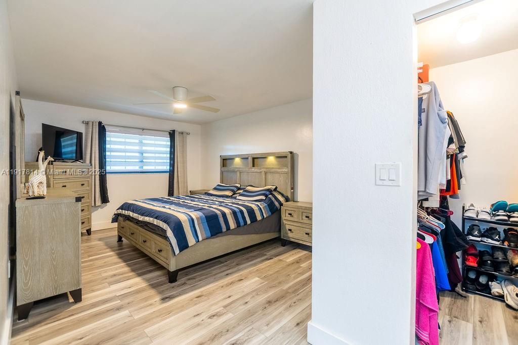 En Venta: $249,900 (2 camas, 2 baños, 1070 Pies cuadrados)