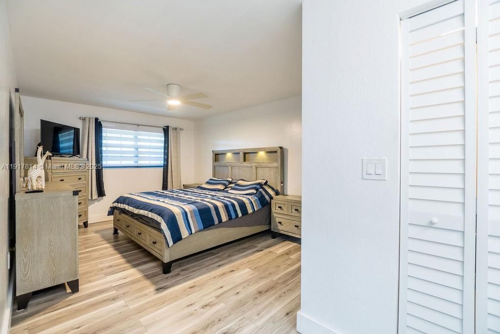 En Venta: $249,900 (2 camas, 2 baños, 1070 Pies cuadrados)