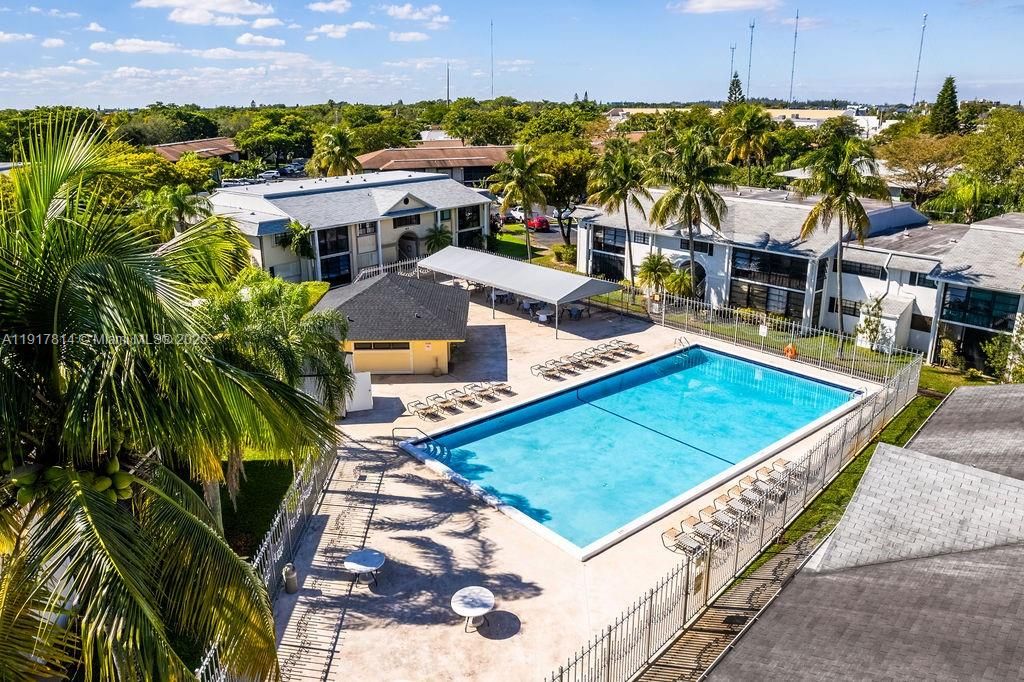 En Venta: $249,900 (2 camas, 2 baños, 1070 Pies cuadrados)