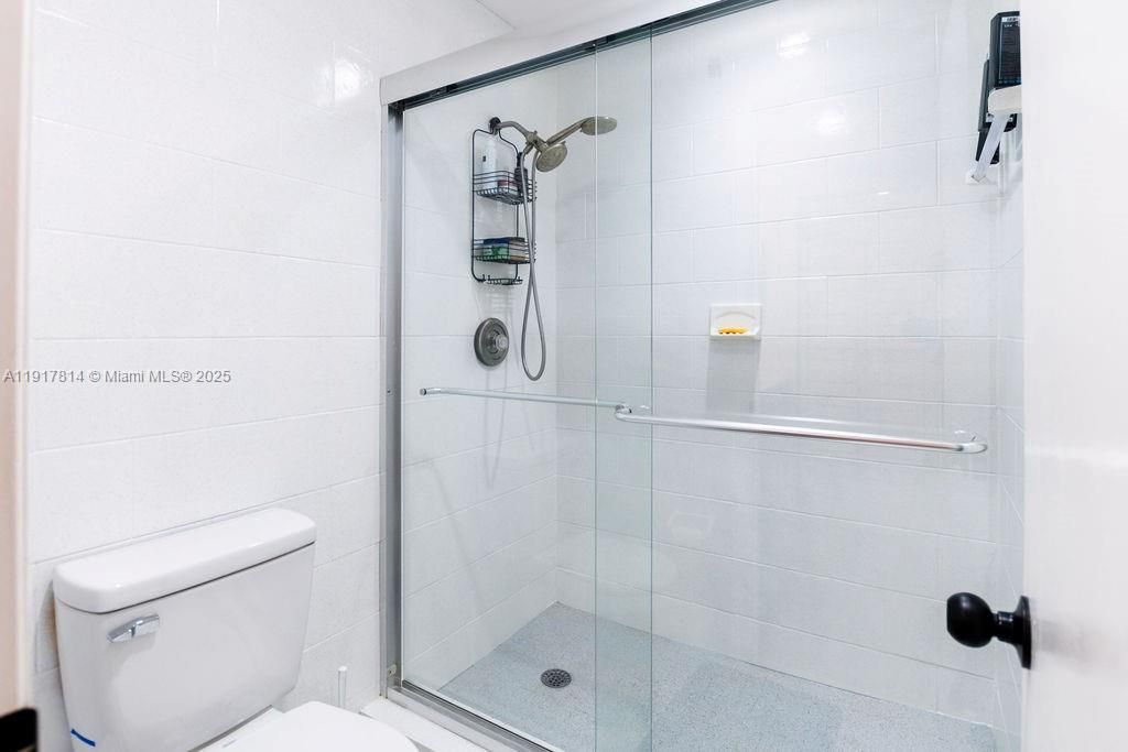 En Venta: $249,900 (2 camas, 2 baños, 1070 Pies cuadrados)