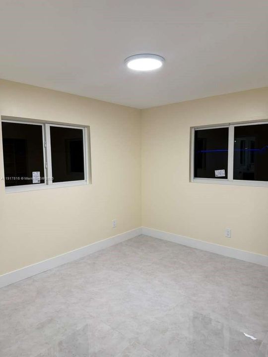 Active With Contract: $3,200 (3 beds, 2 baths, 1065 Square Feet)