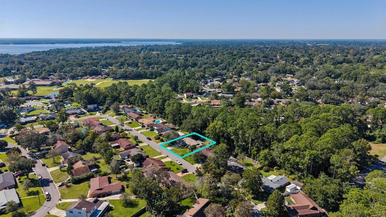 待售: $325,000 (3 贝兹, 2 浴室, 1630 平方英尺)