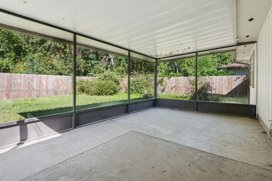 待售: $325,000 (3 贝兹, 2 浴室, 1630 平方英尺)