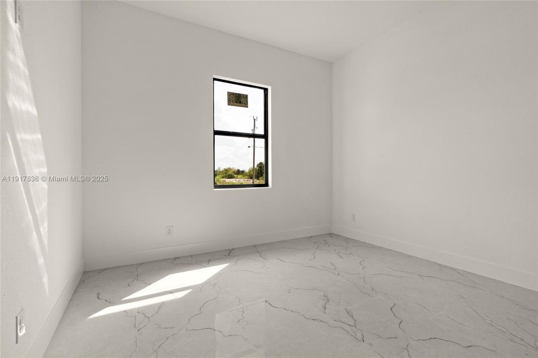 待售: $349,900 (3 贝兹, 2 浴室, 1630 平方英尺)