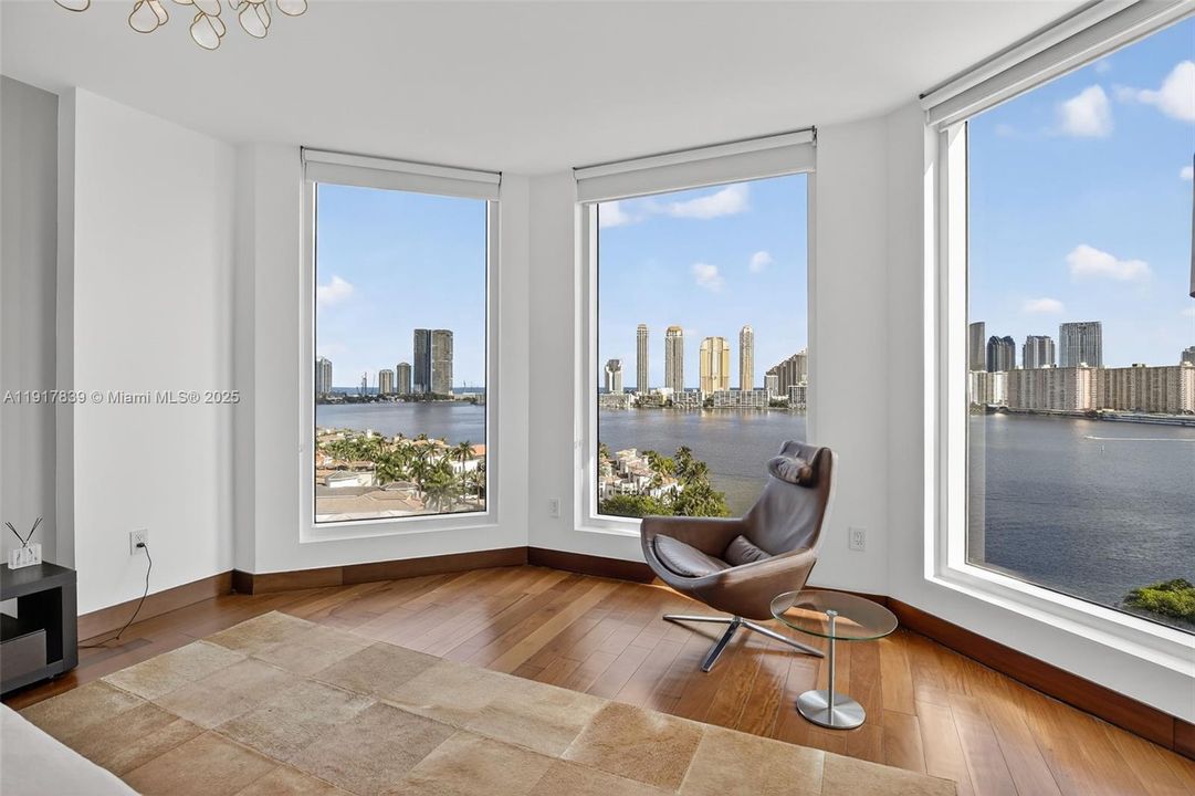 For Rent: $20,000 (4 beds, 4 baths, 3709 Square Feet)