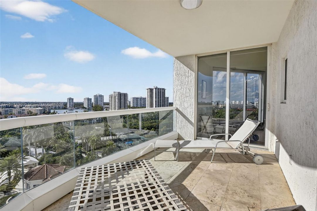 For Rent: $20,000 (4 beds, 4 baths, 3709 Square Feet)