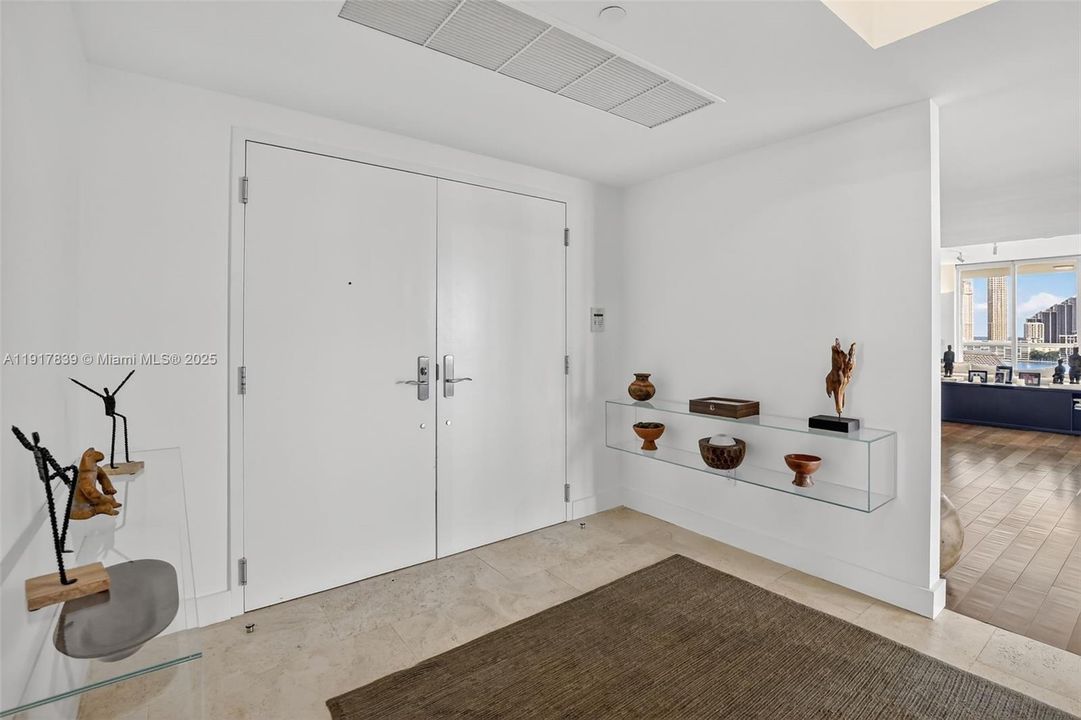 For Rent: $20,000 (4 beds, 4 baths, 3709 Square Feet)