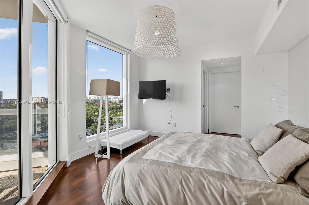 For Rent: $20,000 (4 beds, 4 baths, 3709 Square Feet)