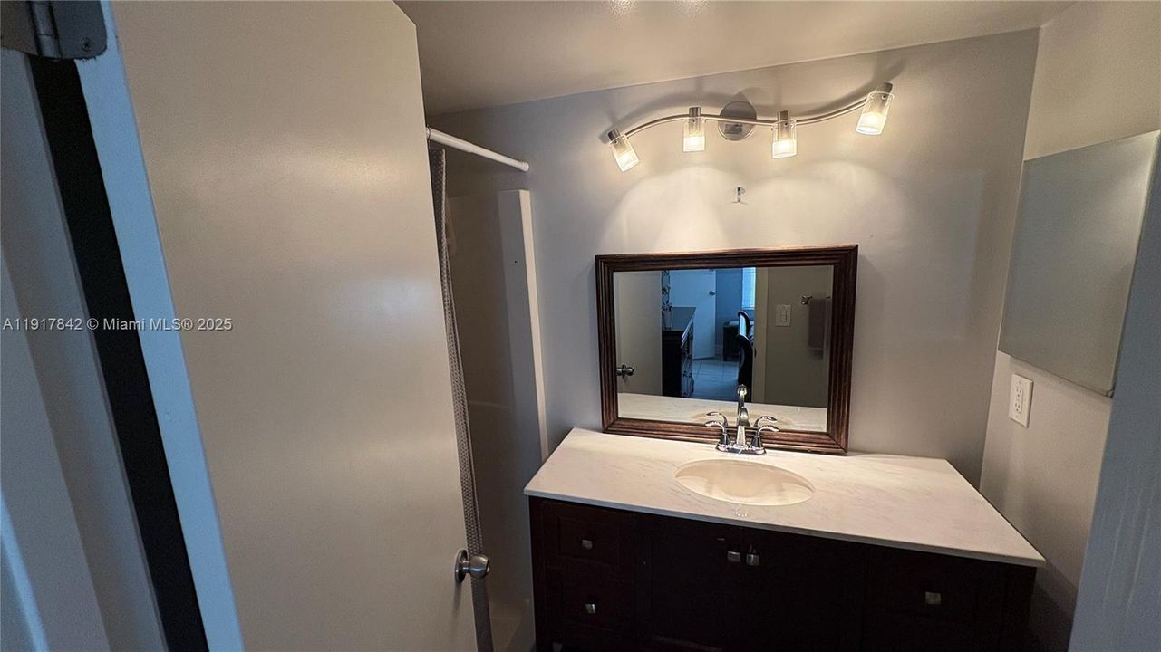 For Sale: $120,000 (2 beds, 2 baths, 790 Square Feet)