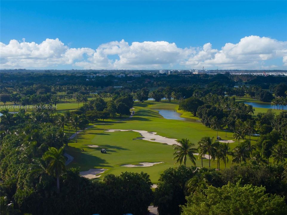 En Venta: $489,000 (2 camas, 2 baños, 1052 Pies cuadrados)