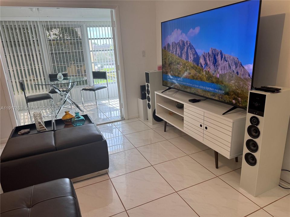 En Renta: $1,500 (1 camas, 1 baños, 660 Pies cuadrados)