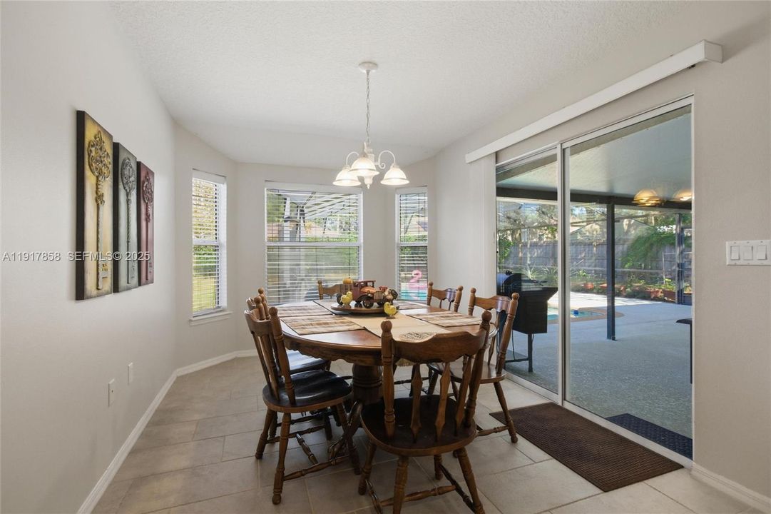 Active With Contract: $415,000 (4 beds, 2 baths, 1919 Square Feet)