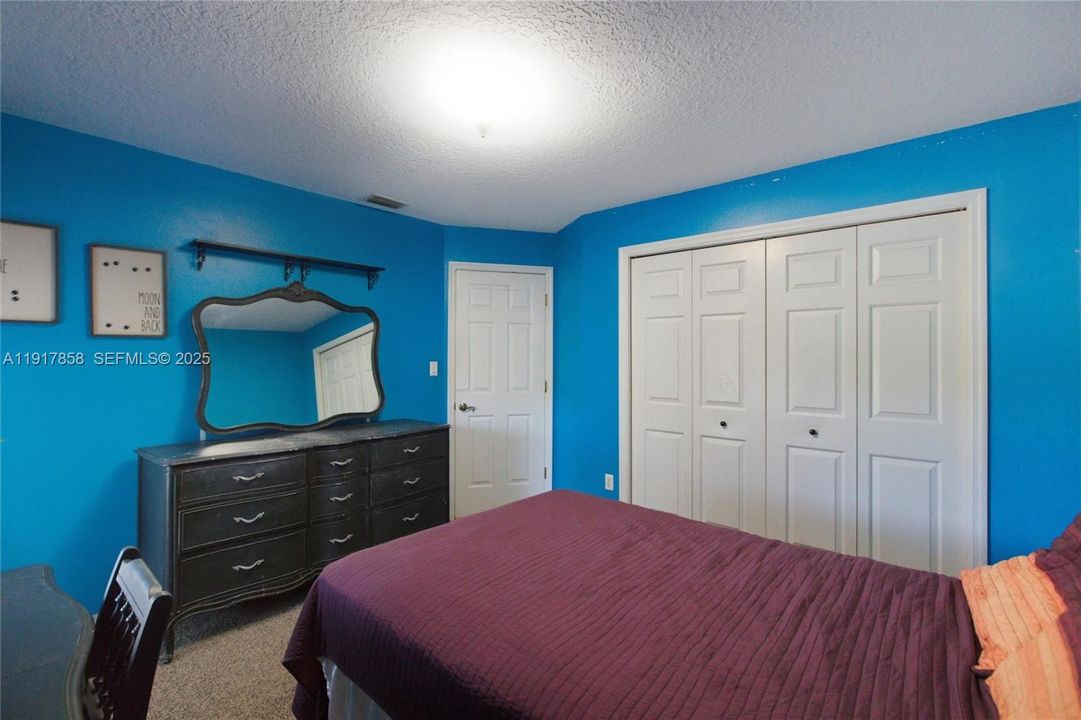 Active With Contract: $415,000 (4 beds, 2 baths, 1919 Square Feet)