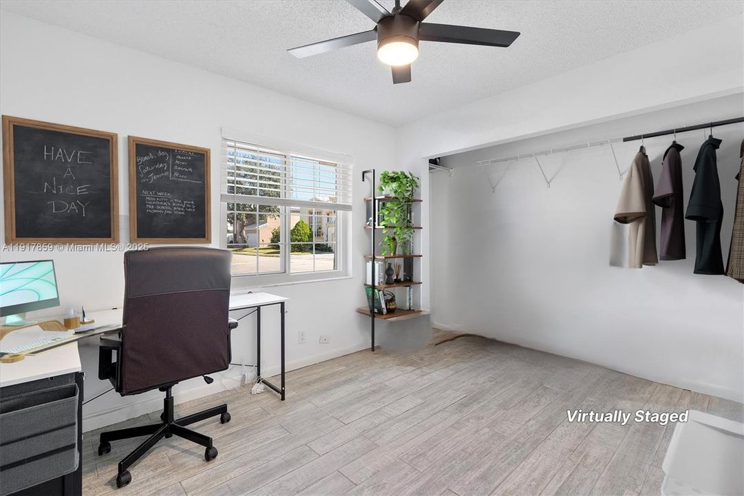 待售: $625,000 (3 贝兹, 2 浴室, 1746 平方英尺)