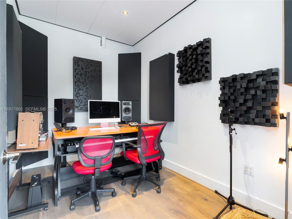 待售: $3,500,000 (0 贝兹, 0 浴室, 0 平方英尺)