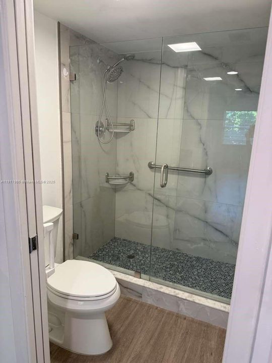 For Sale: $265,000 (2 beds, 2 baths, 1364 Square Feet)