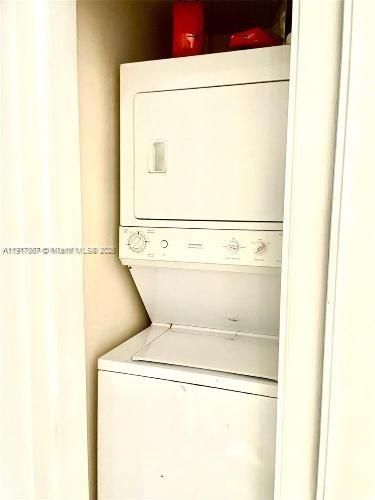 出租: $1,850 (1 贝兹, 1 浴室, 705 平方英尺)