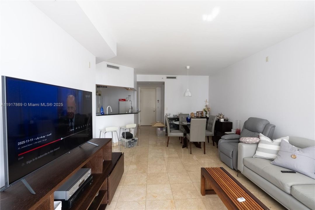En Venta: $539,000 (1 camas, 1 baños, 878 Pies cuadrados)