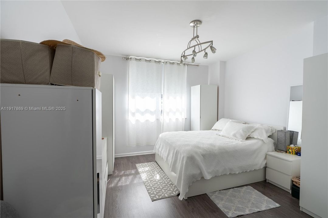 En Venta: $539,000 (1 camas, 1 baños, 878 Pies cuadrados)