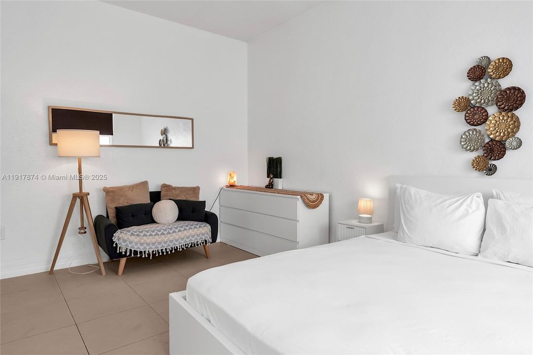 For Sale: $192,000 (1 beds, 1 baths, 543 Square Feet)