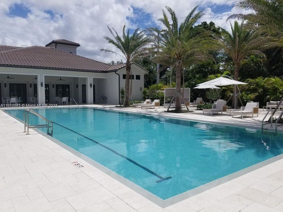 For Sale: $1,690,000 (4 beds, 4 baths, 2909 Square Feet)