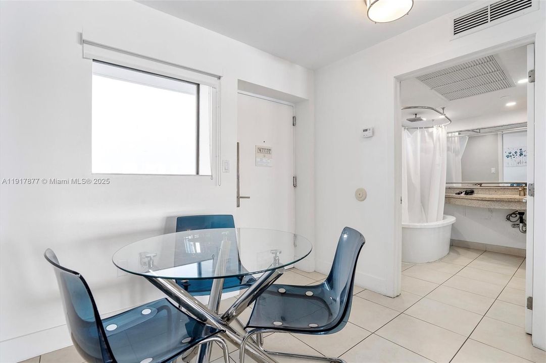 For Sale: $335,000 (0 beds, 1 baths, 516 Square Feet)