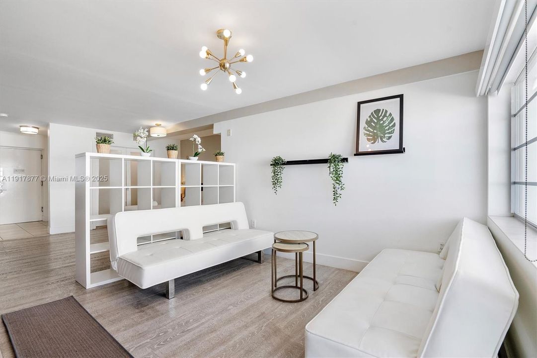 For Sale: $335,000 (0 beds, 1 baths, 516 Square Feet)