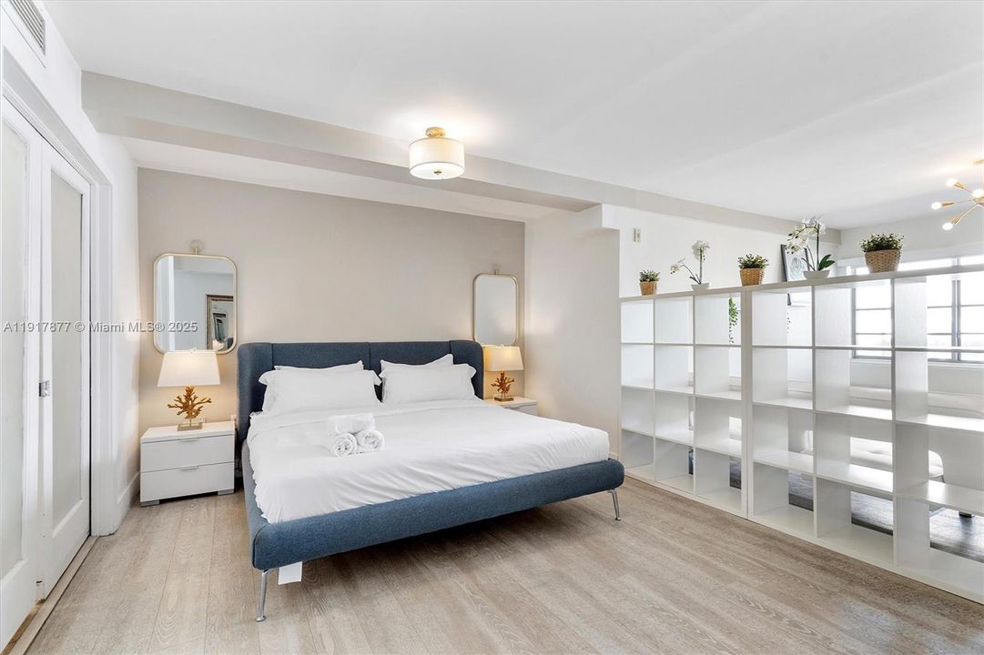 For Sale: $335,000 (0 beds, 1 baths, 516 Square Feet)