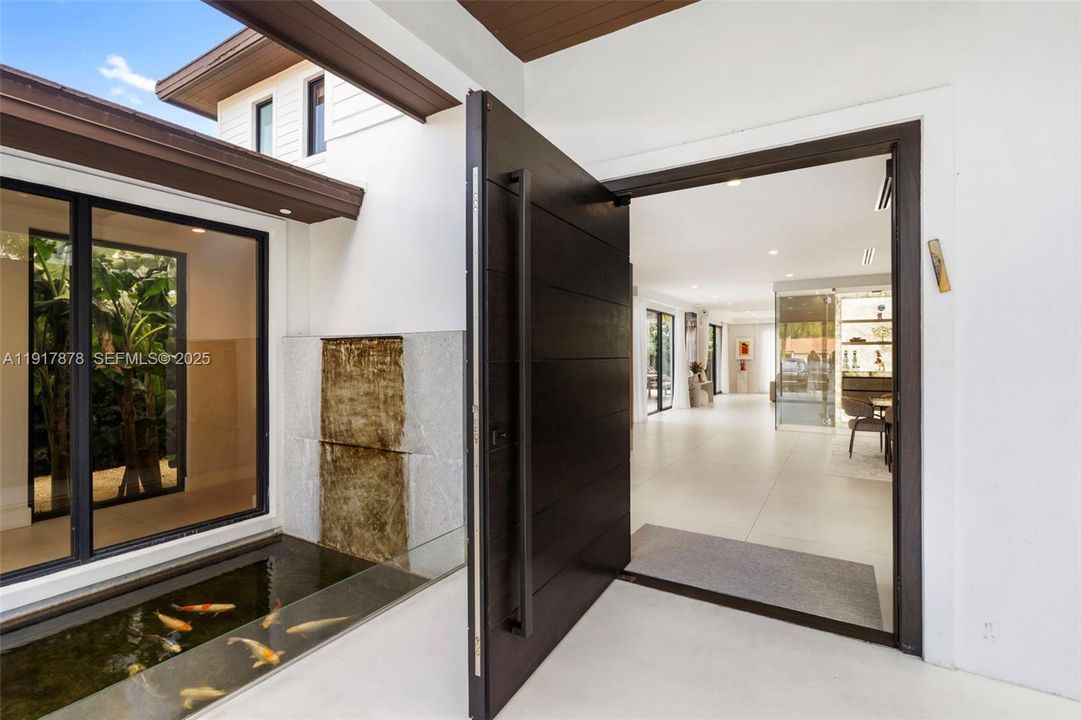 For Sale: $11,500,000 (7 beds, 7 baths, 6058 Square Feet)