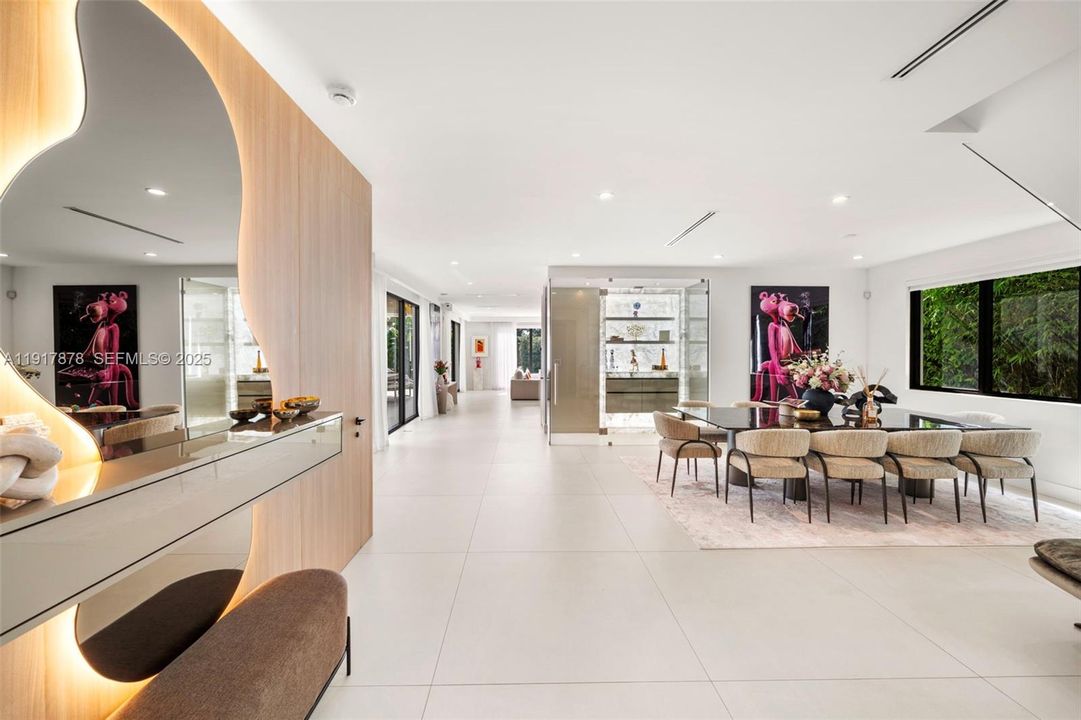 For Sale: $11,500,000 (7 beds, 7 baths, 6058 Square Feet)