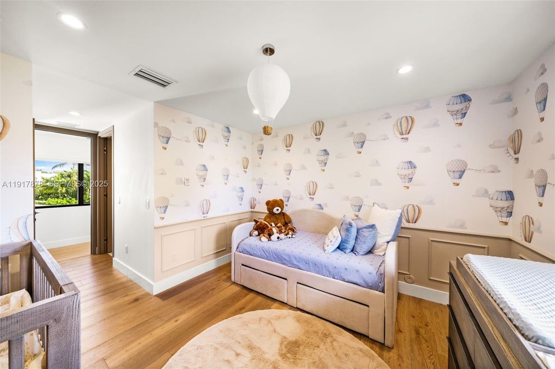 For Sale: $11,500,000 (7 beds, 7 baths, 6058 Square Feet)