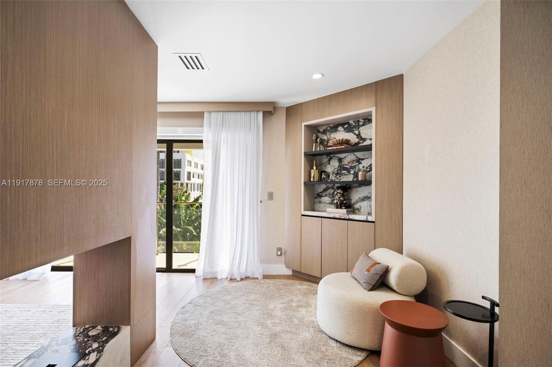 For Sale: $11,500,000 (7 beds, 7 baths, 6058 Square Feet)