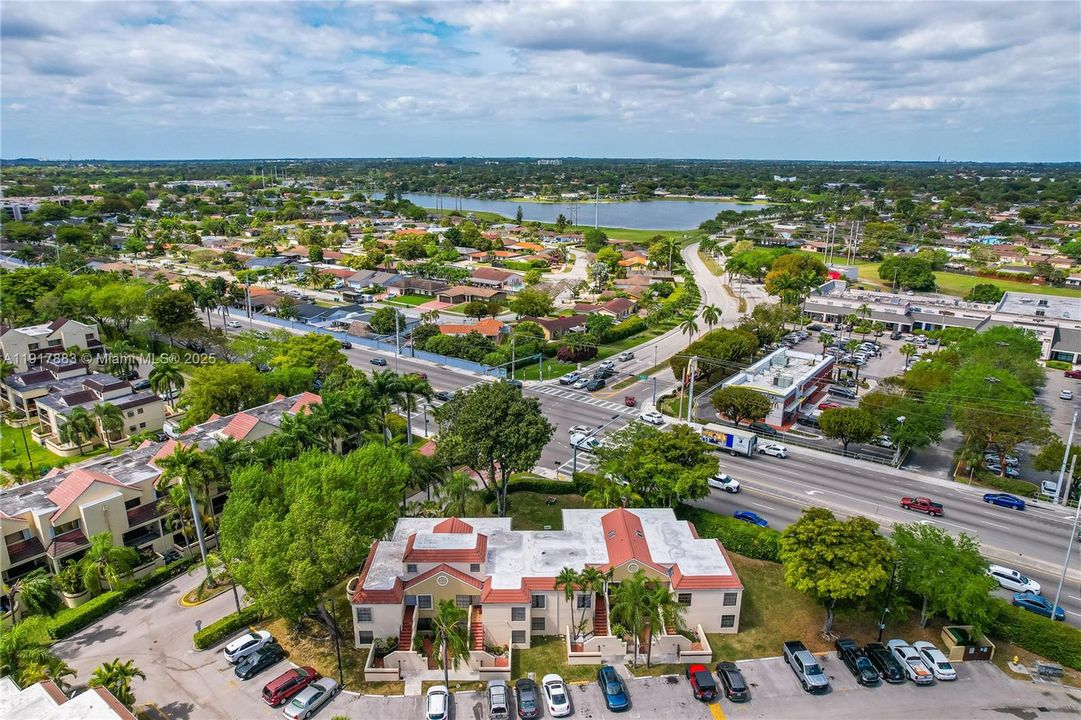 Active With Contract: $2,700 (3 beds, 2 baths, 1102 Square Feet)