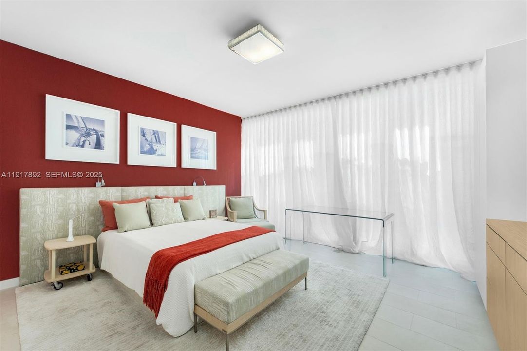 待售: $2,590,000 (2 贝兹, 2 浴室, 1565 平方英尺)