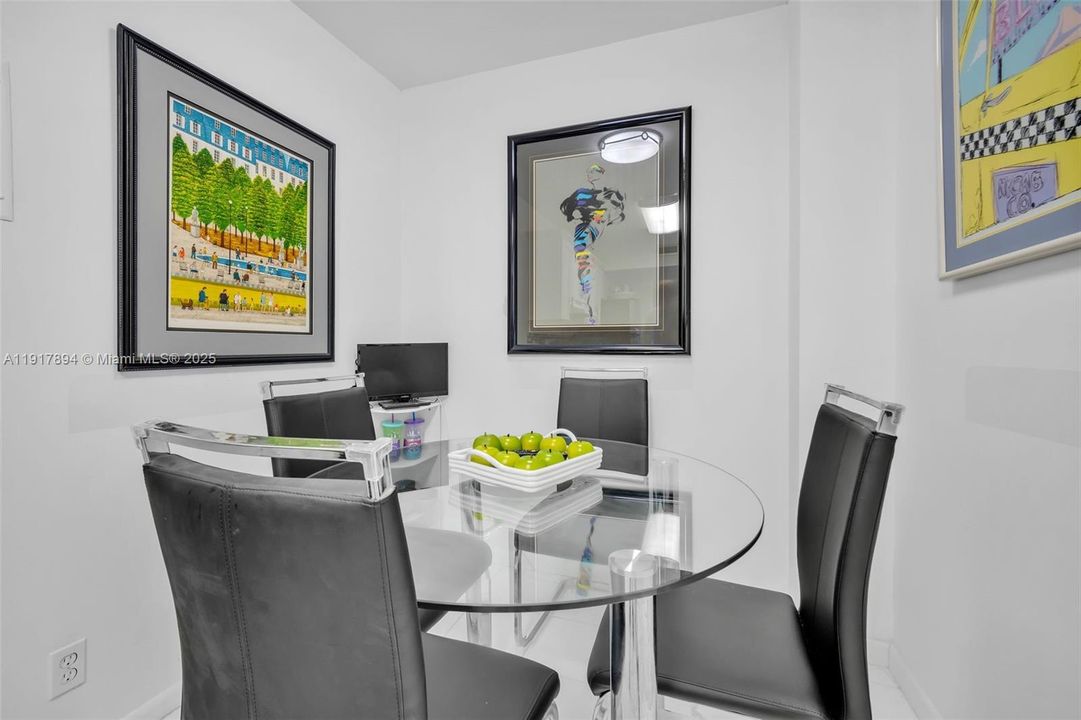 En Venta: $168,750 (1 camas, 1 baños, 844 Pies cuadrados)