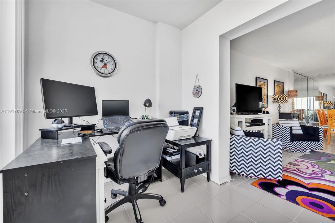 En Venta: $168,750 (1 camas, 1 baños, 844 Pies cuadrados)