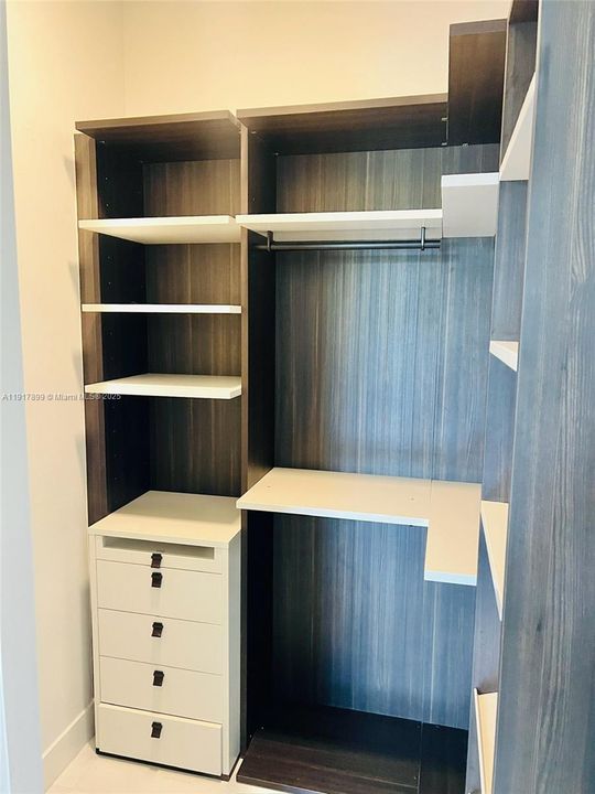 For Rent: $4,700 (2 beds, 2 baths, 905 Square Feet)