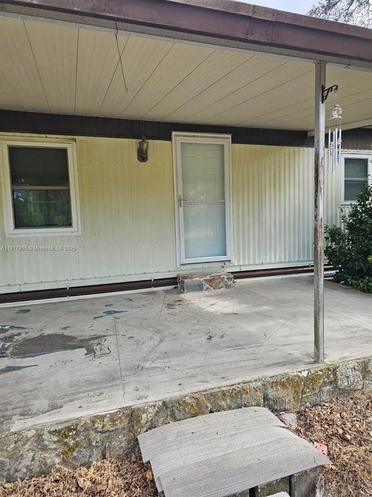 出租: $1,500 (2 贝兹, 1 浴室, 840 平方英尺)