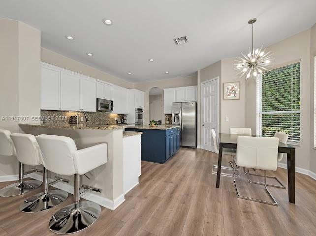 For Sale: $2,100,000 (5 beds, 4 baths, 3564 Square Feet)