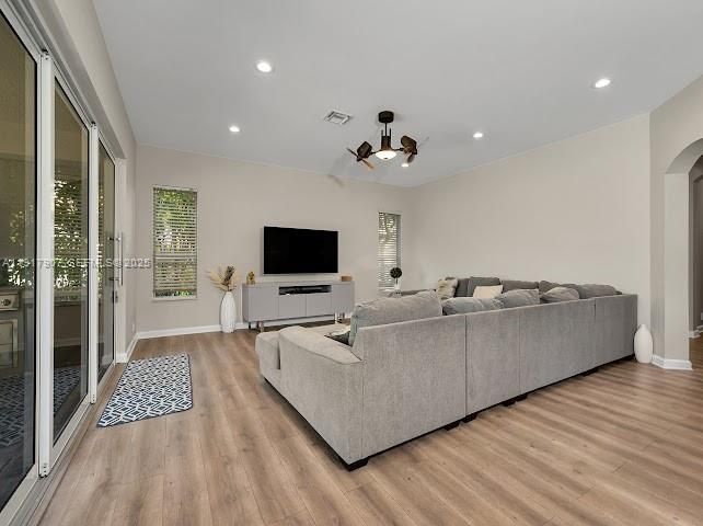 For Sale: $2,100,000 (5 beds, 4 baths, 3564 Square Feet)