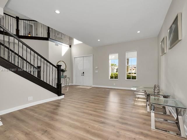 For Sale: $2,100,000 (5 beds, 4 baths, 3564 Square Feet)