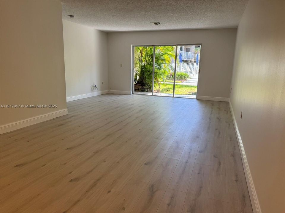 En Renta: $2,500 (2 camas, 2 baños, 1421 Pies cuadrados)