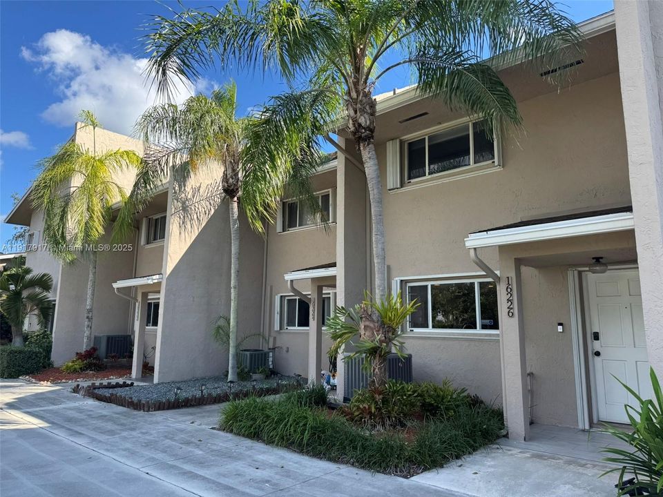 En Renta: $2,500 (2 camas, 2 baños, 1421 Pies cuadrados)