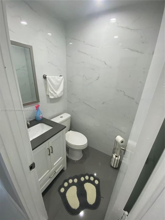 For Rent: $5,000 (3 beds, 3 baths, 2245 Square Feet)