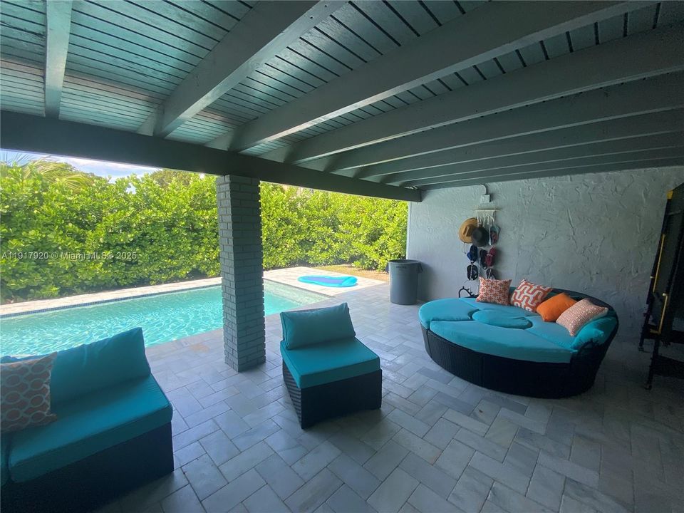 For Rent: $5,000 (3 beds, 3 baths, 2245 Square Feet)