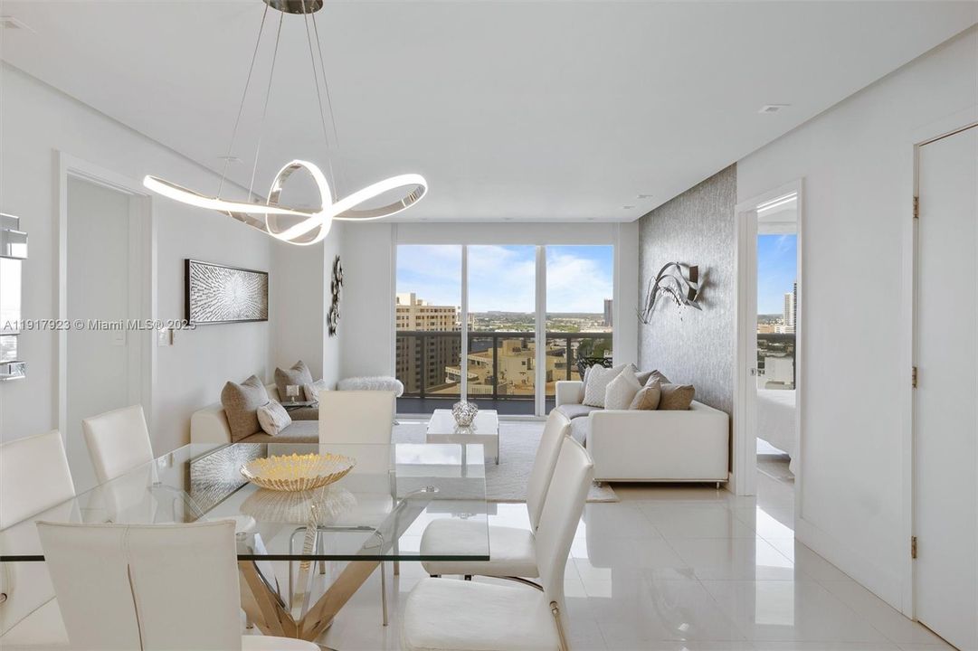 На продажу: $1,350,000 (3 спален, 3 ванн, 1571 Квадратных фут)