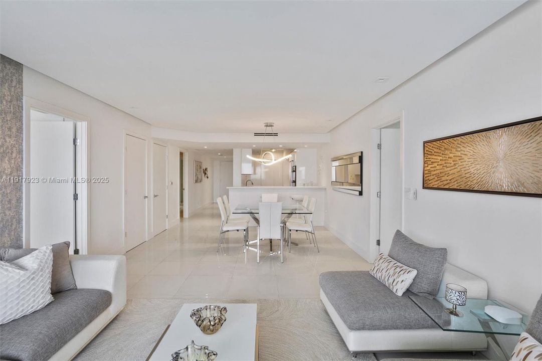 На продажу: $1,350,000 (3 спален, 3 ванн, 1571 Квадратных фут)