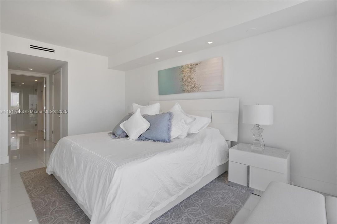 На продажу: $1,350,000 (3 спален, 3 ванн, 1571 Квадратных фут)