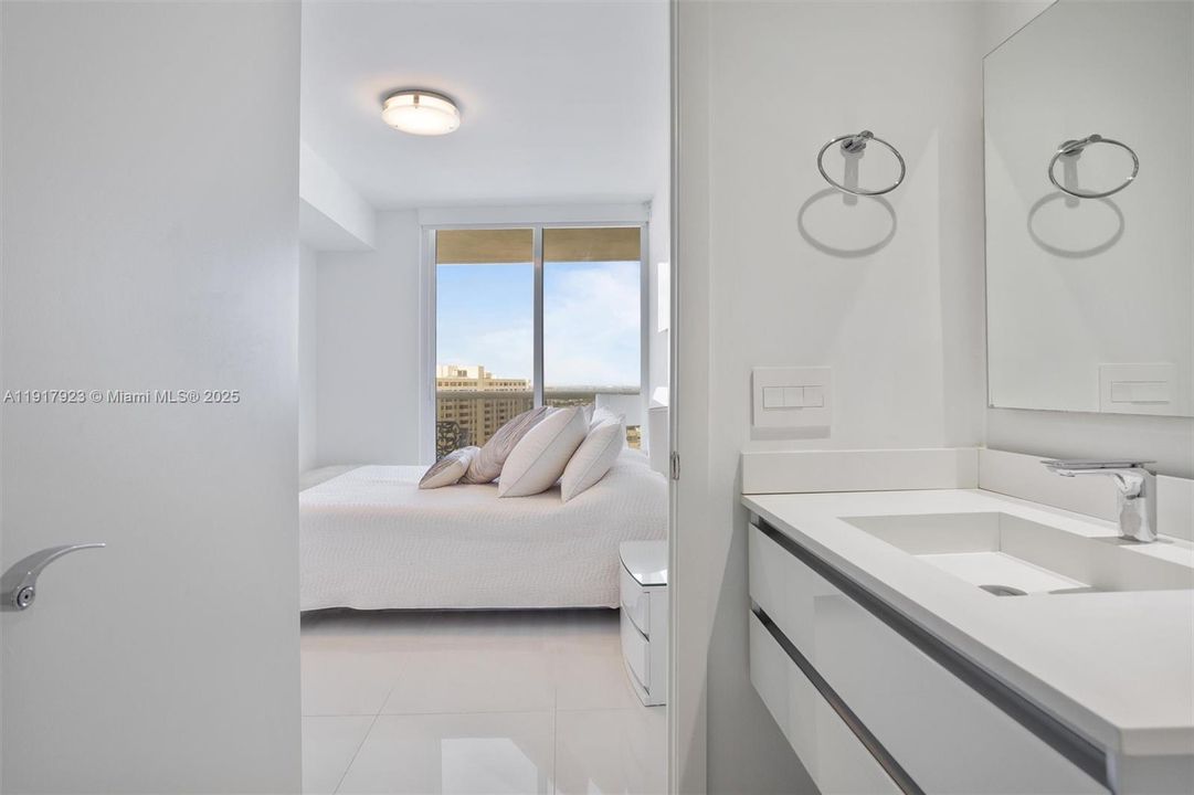 На продажу: $1,350,000 (3 спален, 3 ванн, 1571 Квадратных фут)