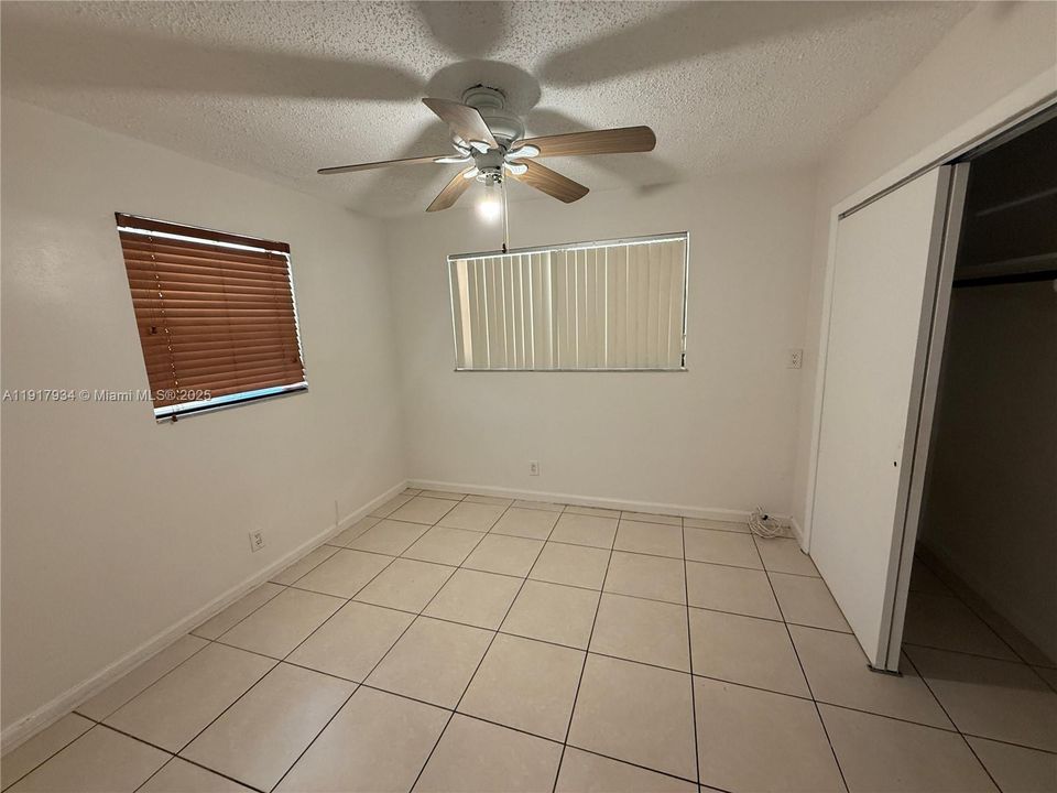 Recently Rented: $2,000 (2 beds, 1 baths, 850 Square Feet)